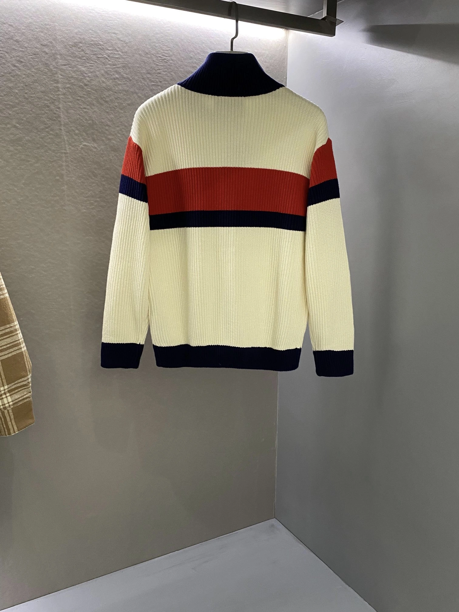 &wg.luxury- oversized item:C-F361K1061